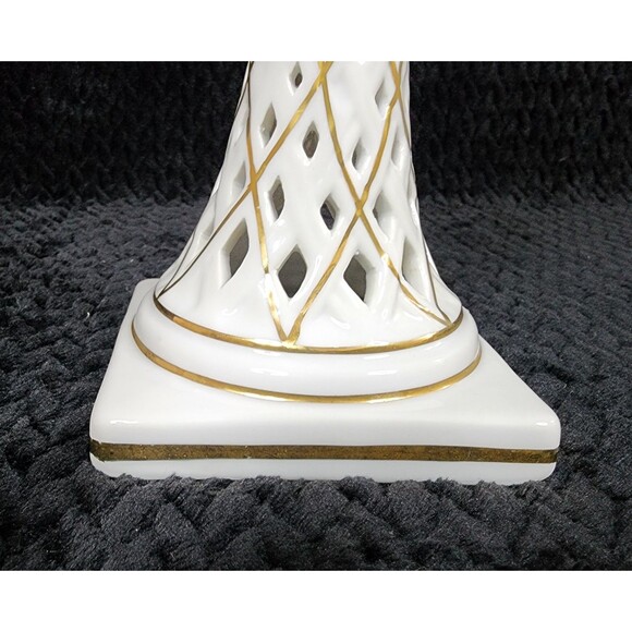Vintage Arnart Porcelain Pierced Lattice Candle Holder White & Gold 1950s–1980s - Picture 3 of 8